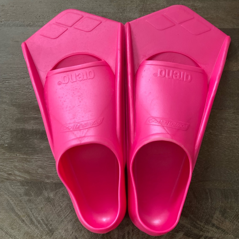 Arena power fin flippers